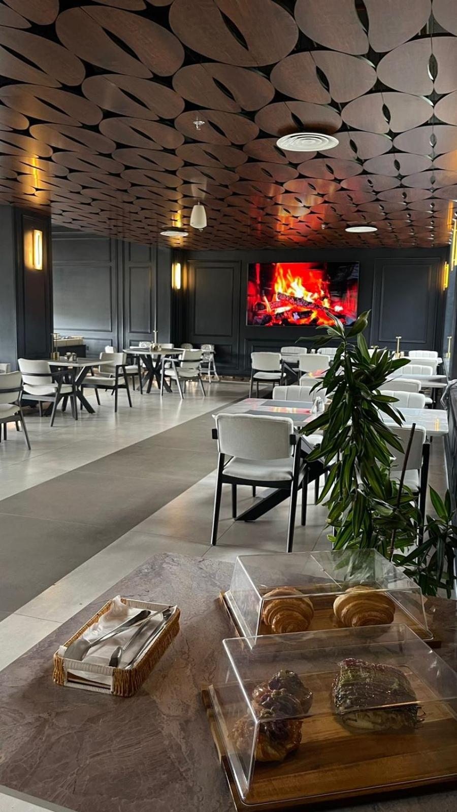 באלג'וראשי National Park Hotel מראה חיצוני תמונה